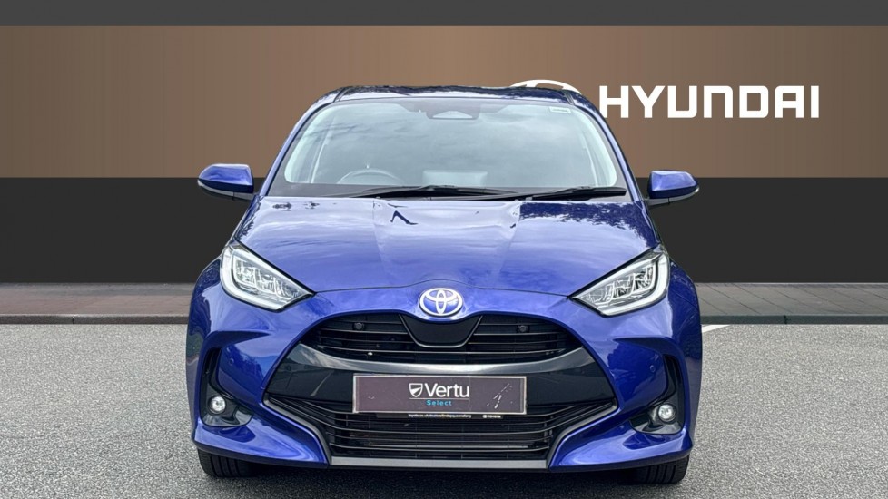 Toyota Yaris 1.5 Hybrid Design 5dr CVT Hybrid Hatchback - Image 3