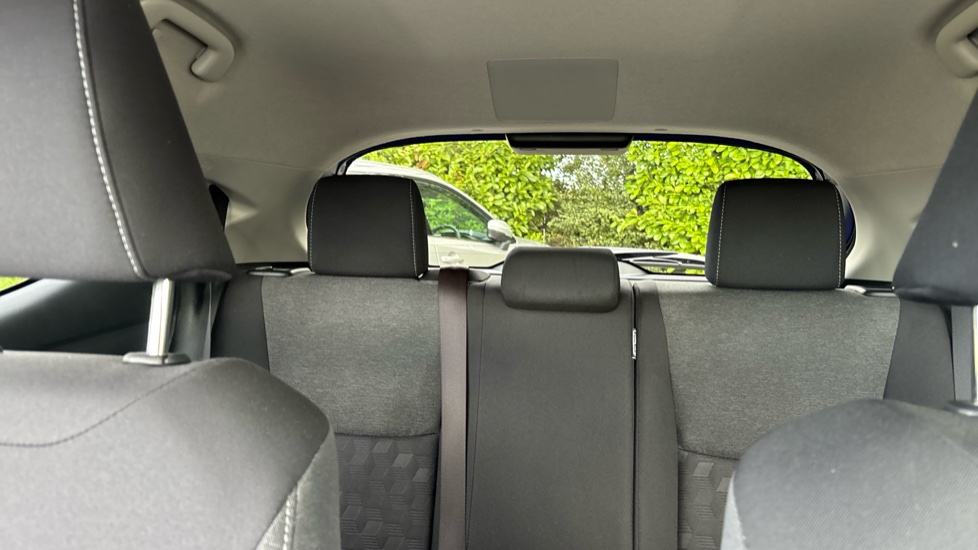 Toyota Yaris 1.5 Hybrid Design 5dr CVT Hybrid Hatchback - Image 15