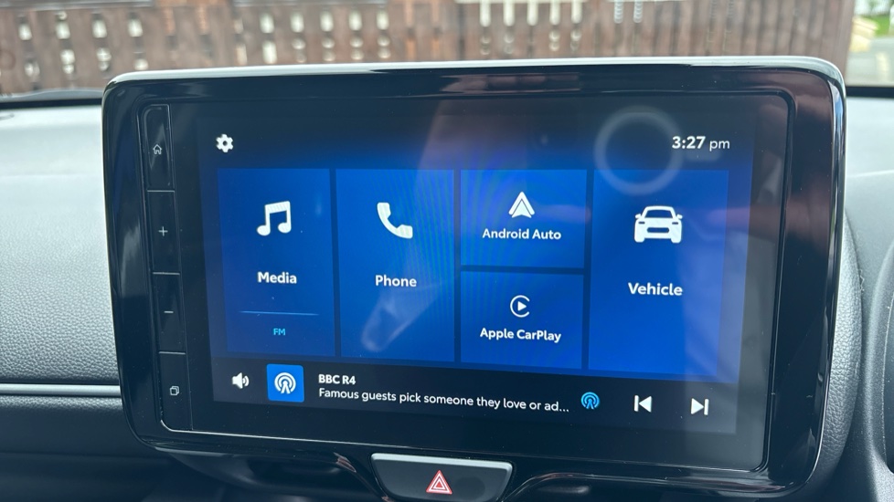 Toyota Yaris 1.5 Hybrid Design 5dr CVT Hybrid Hatchback - Image 21