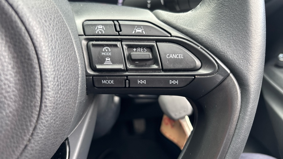 Toyota Yaris 1.5 Hybrid Design 5dr CVT Hybrid Hatchback - Image 30