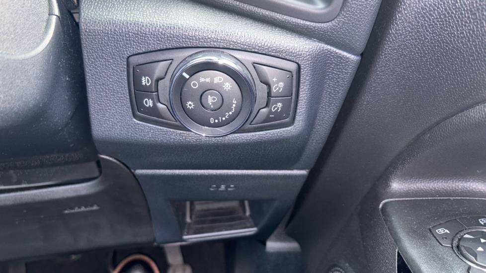 Ford EcoSport 1.0 EcoBoost 140 ST-Line 5dr Petrol Hatchback - Image 22