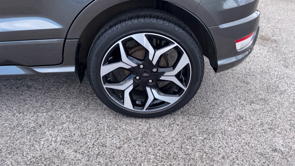 Ford EcoSport 1.0 EcoBoost 140 ST-Line 5dr Petrol Hatchback - Image 37