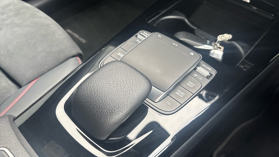 Mercedes-Benz A-Class A250e AMG Line 4dr Auto Saloon - Image 13