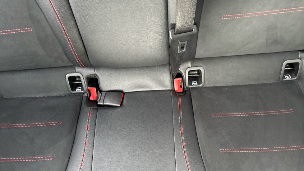 Mercedes-Benz A-Class A250e AMG Line 4dr Auto Saloon - Image 17