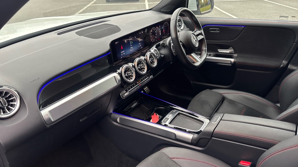Mercedes-Benz GLB 220d 4Matic AMG Line Premium 5dr 8G-Tronic Diesel Estate - Image 9