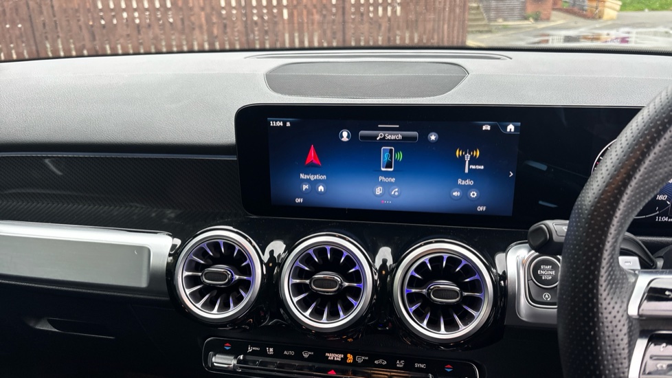 Mercedes-Benz GLB 220d 4Matic AMG Line Premium 5dr 8G-Tronic Diesel Estate - Image 12