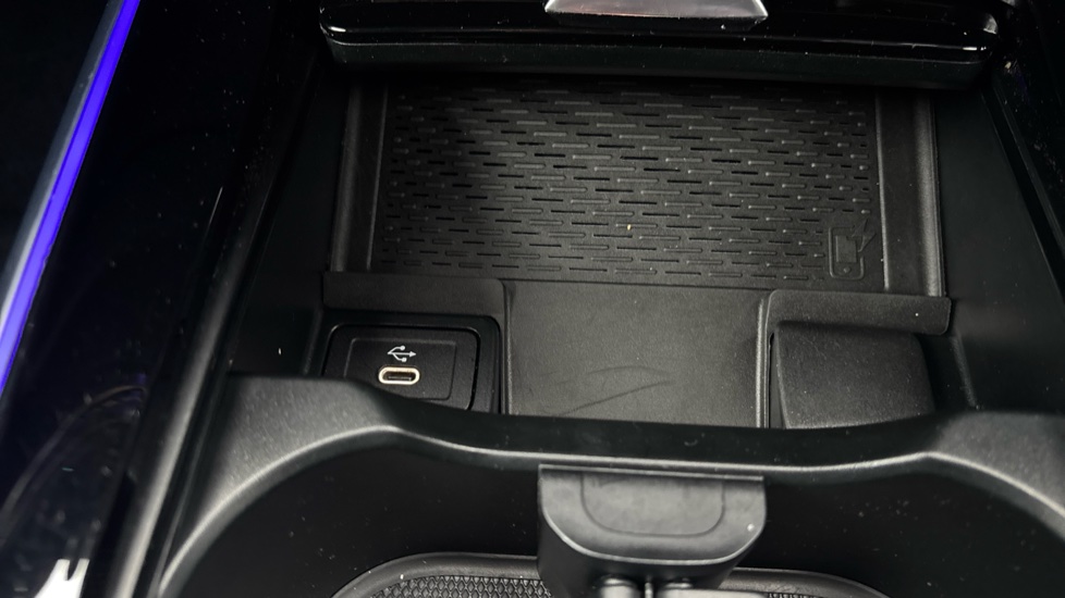 Mercedes-Benz GLB 220d 4Matic AMG Line Premium 5dr 8G-Tronic Diesel Estate - Image 38