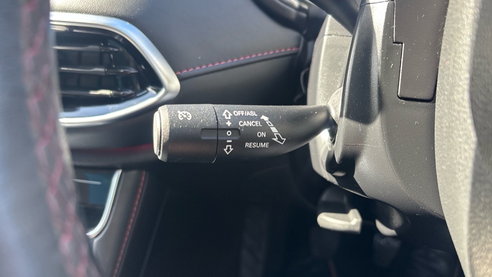 MG HS 1.5 T-GDI Exclusive 5dr Petrol Hatchback - Image 27