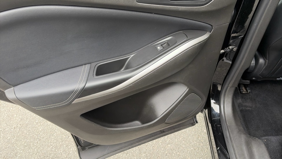 Vauxhall Grandland 1.2 Turbo Ultimate 5dr Petrol Hatchback - Image 21