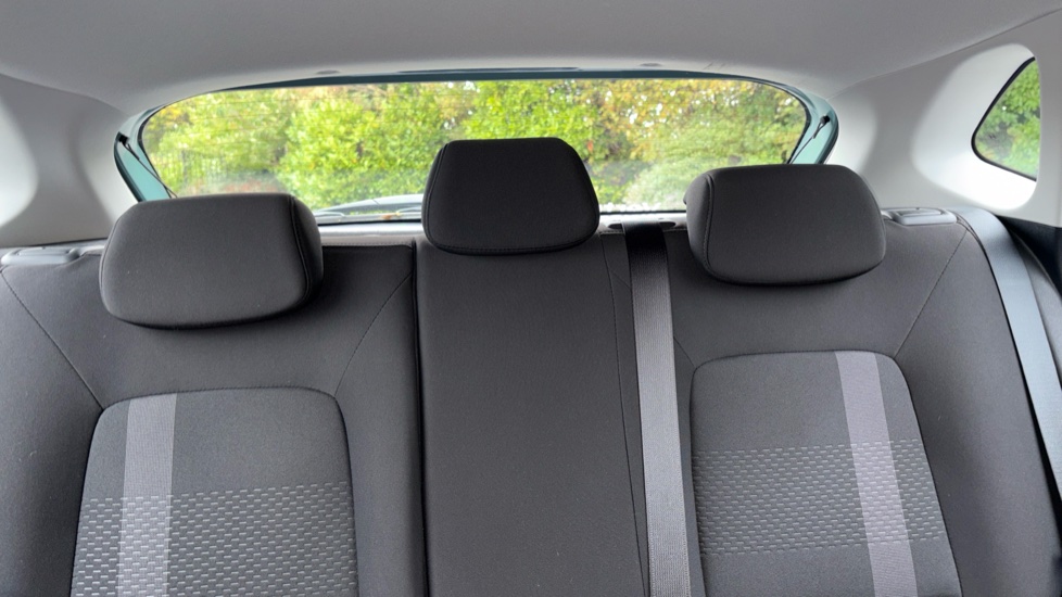 Hyundai i20 1.0T GDi Advance [Nav] 5dr DCT Petrol Hatchback - Image 15