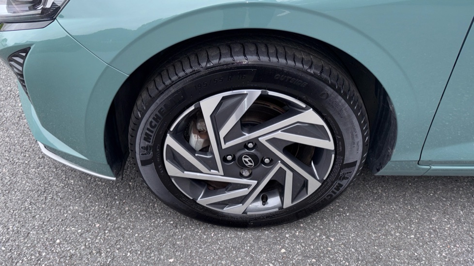 Hyundai i20 1.0T GDi Advance [Nav] 5dr DCT Petrol Hatchback - Image 23
