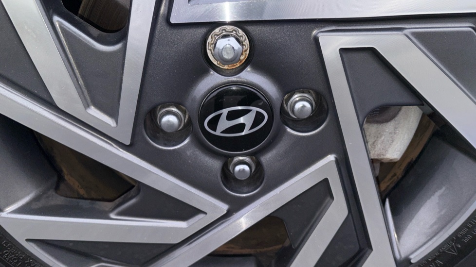 Hyundai i20 1.0T GDi Advance [Nav] 5dr DCT Petrol Hatchback - Image 31