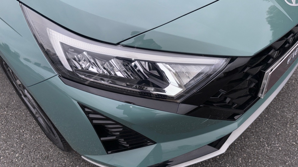 Hyundai i20 1.0T GDi Advance [Nav] 5dr DCT Petrol Hatchback - Image 32