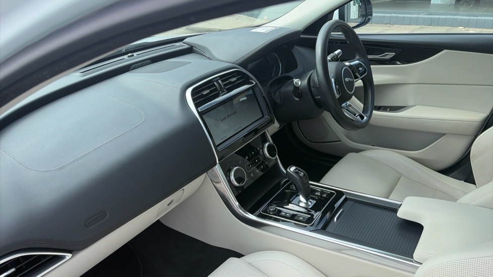 Jaguar XE 2.0 D200 S 4dr Auto Diesel Saloon - Image 9