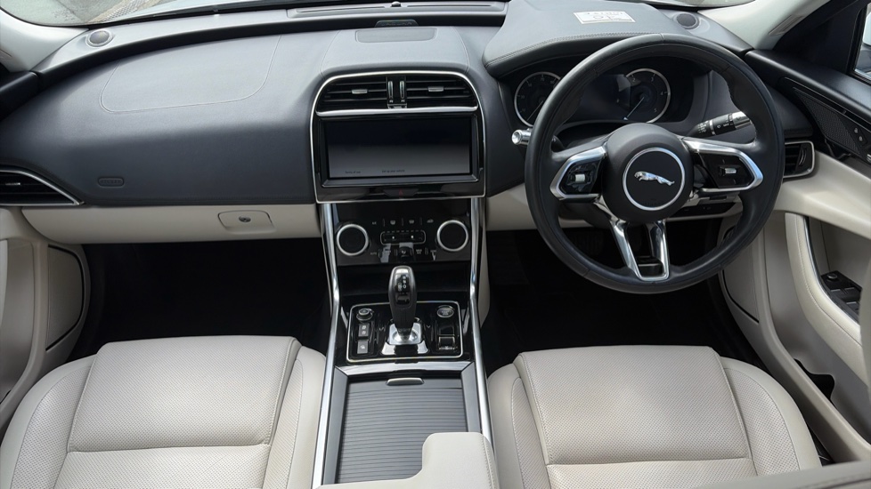 Jaguar XE 2.0 D200 S 4dr Auto Diesel Saloon - Image 10