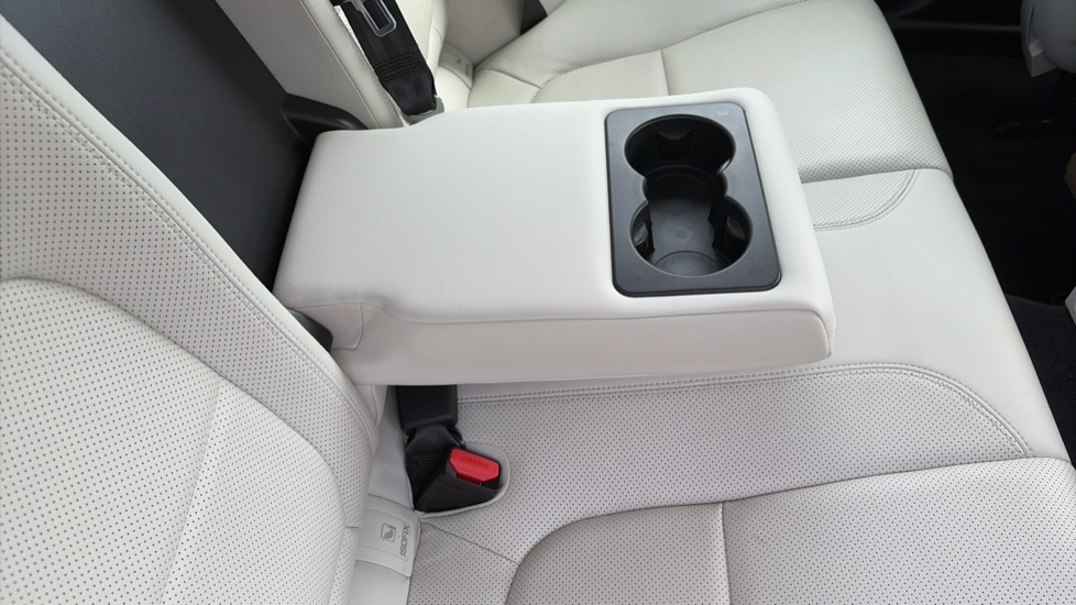 Jaguar XE 2.0 D200 S 4dr Auto Diesel Saloon - Image 26