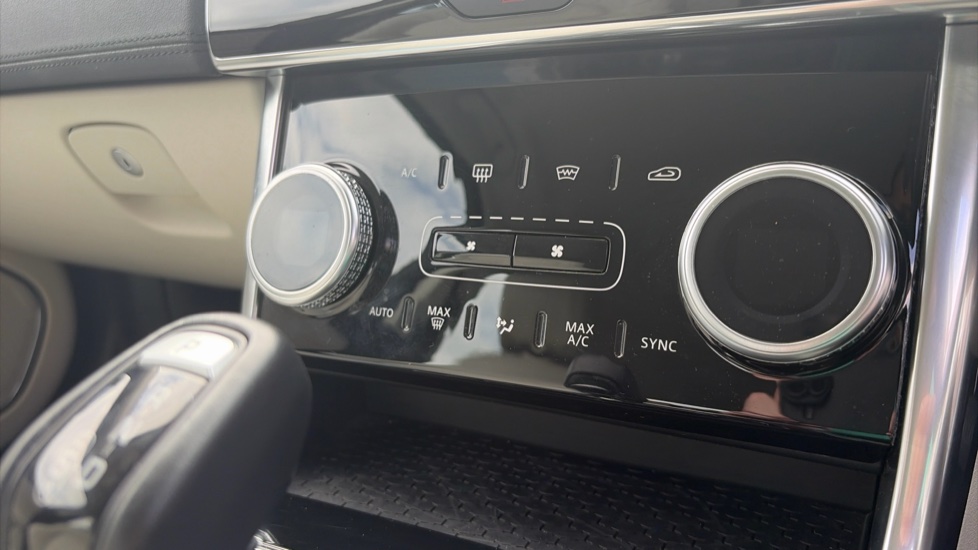 Jaguar XE 2.0 D200 S 4dr Auto Diesel Saloon - Image 35