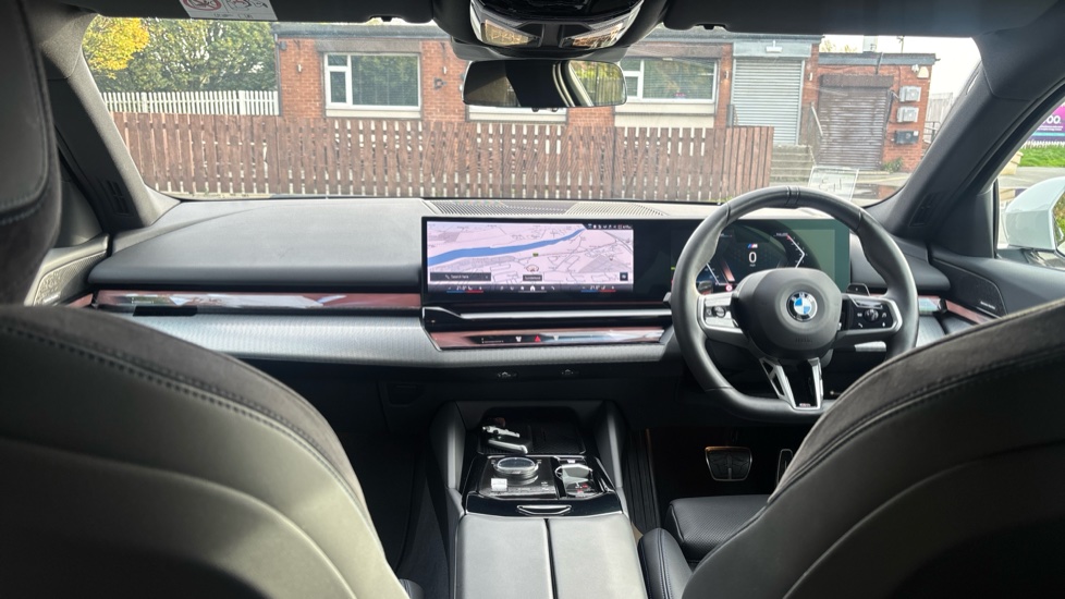 BMW 5 Series 520i M Sport Pro 4dr Auto Petrol Saloon - Image 10
