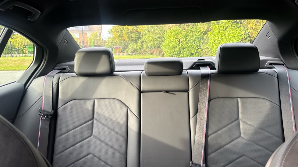 BMW 5 Series 520i M Sport Pro 4dr Auto Petrol Saloon - Image 15