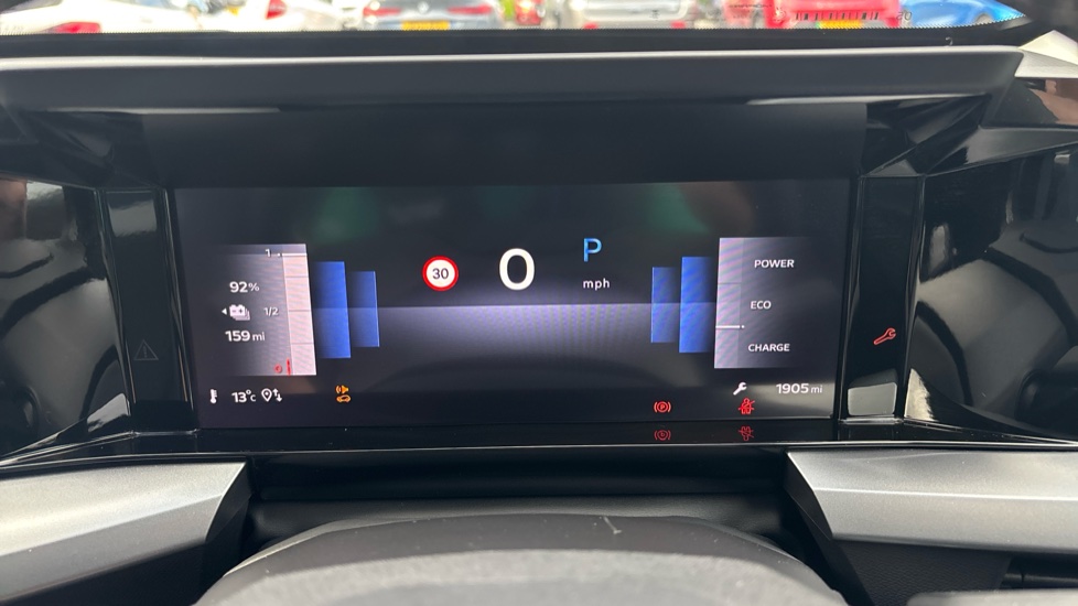 Vauxhall Frontera 83kW Design 44kWh 5dr Auto Electric Estate - Image 18
