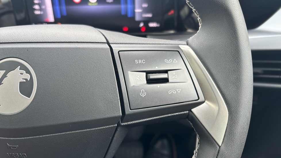 Vauxhall Frontera 83kW Design 44kWh 5dr Auto Electric Estate - Image 22