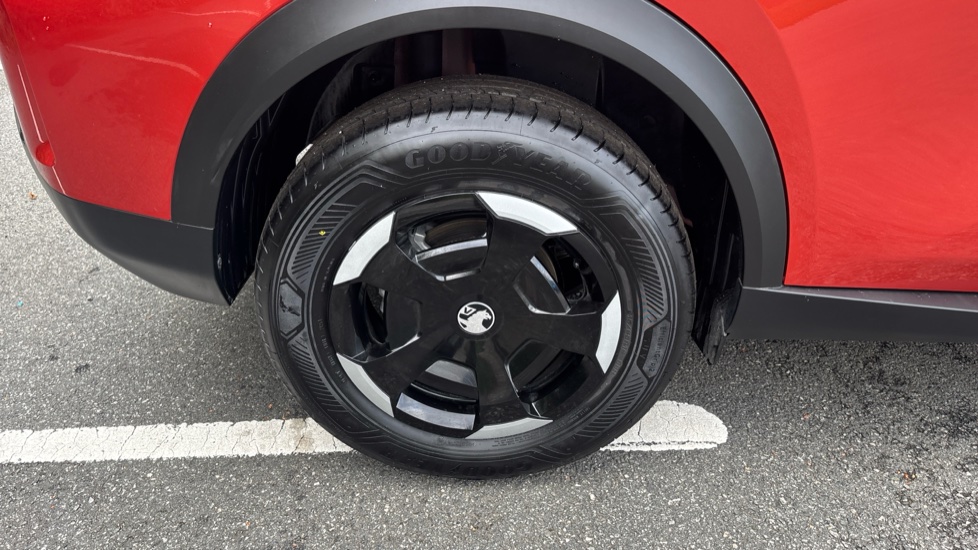 Vauxhall Frontera 83kW Design 44kWh 5dr Auto Electric Estate - Image 37