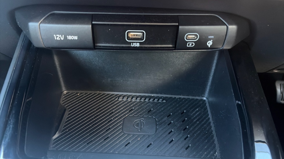 Kia Niro 150kW 3 65kWh 5dr Auto Electric Estate - Image 35