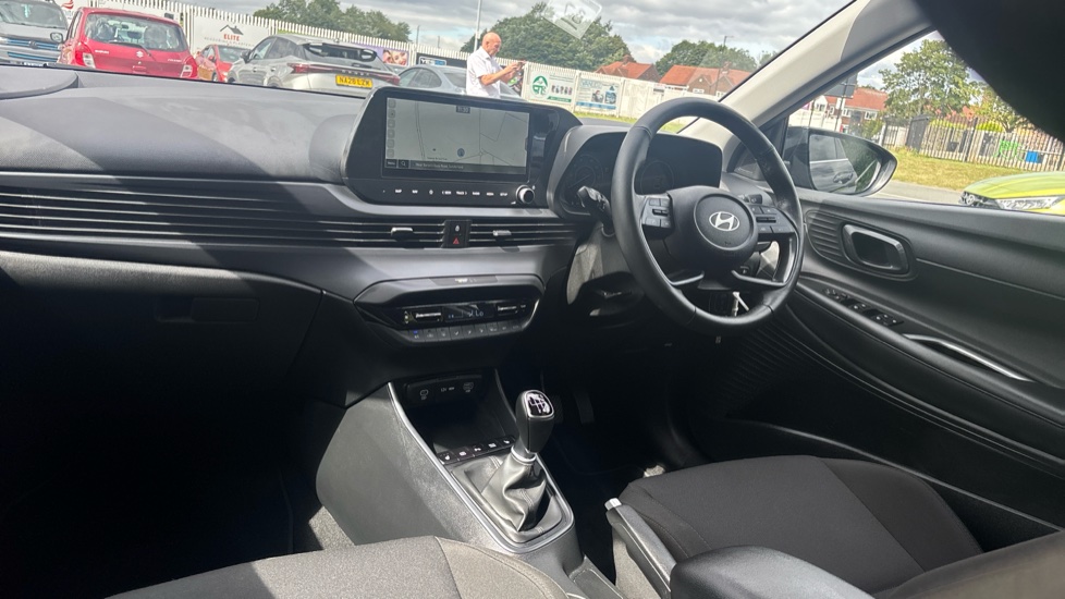 Hyundai i20 1.0T GDi Premium 5dr Petrol Hatchback - Image 9