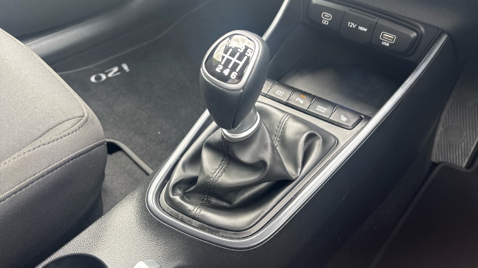 Hyundai i20 1.0T GDi Premium 5dr Petrol Hatchback - Image 13