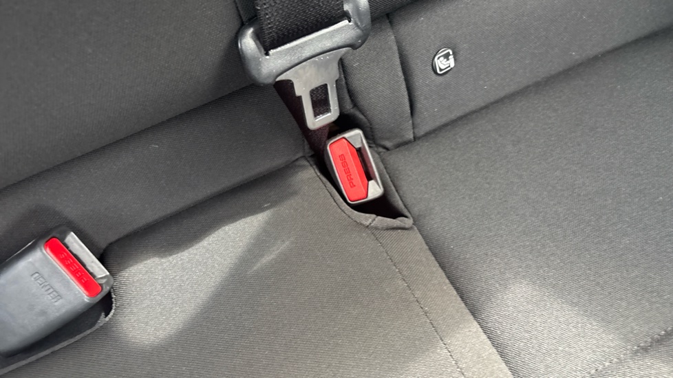 Hyundai i20 1.0T GDi Premium 5dr Petrol Hatchback - Image 17