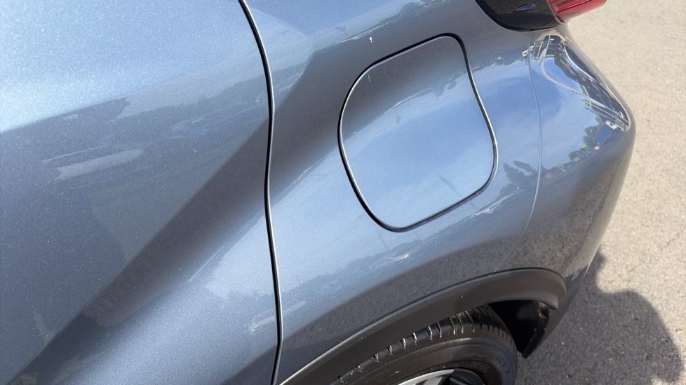 Toyota C-HR 2.0 Hybrid Dynamic 5dr CVT Hybrid Hatchback - Image 33