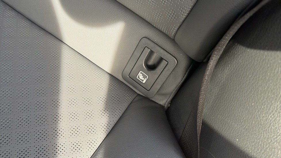 Toyota C-HR 2.0 Hybrid Dynamic 5dr CVT Hybrid Hatchback - Image 37