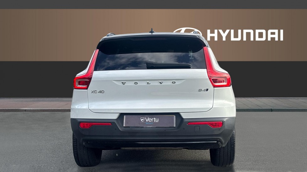Volvo XC40 2.0 B4P R DESIGN 5dr AWD Auto Petrol Estate - Image 6