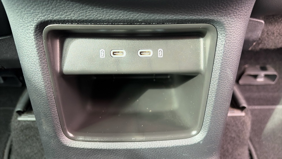 SEAT Ateca 1.5 TSI EVO Xperience 5dr DSG Petrol Estate - Image 24