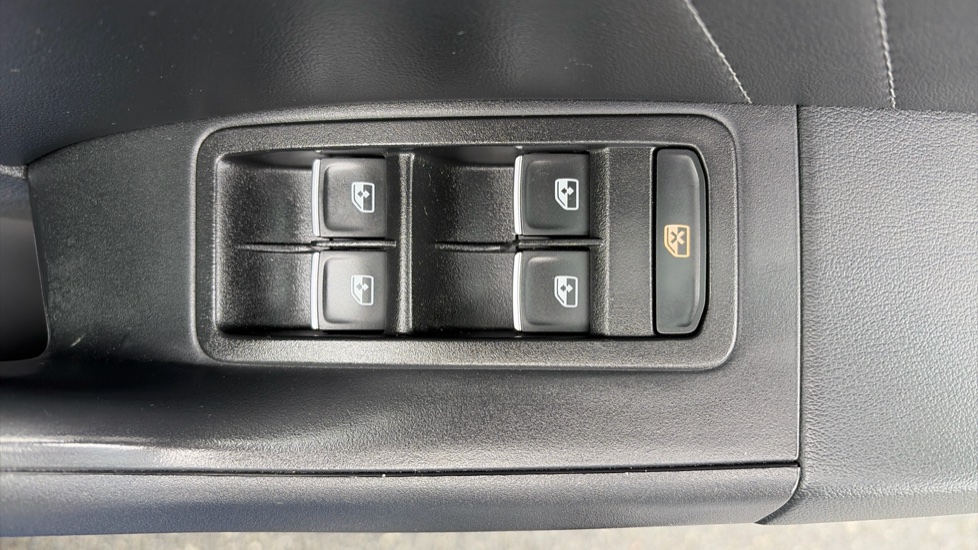 SEAT Ateca 1.5 TSI EVO Xperience 5dr DSG Petrol Estate - Image 31