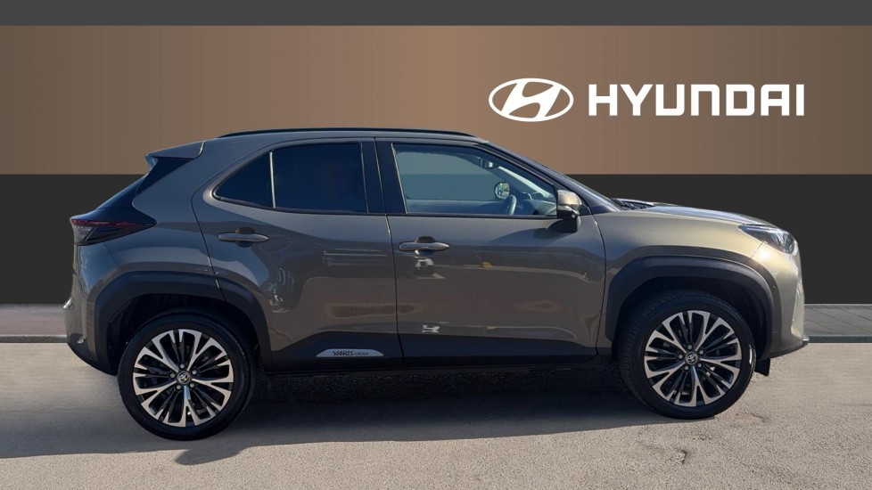 Toyota Yaris Cross 1.5 Hybrid Excel 5dr CVT Hybrid Estate - Image 5