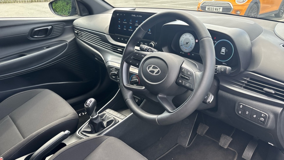 Hyundai i20 1.0T GDi 90 Black Line 5dr Petrol Hatchback - Image 11