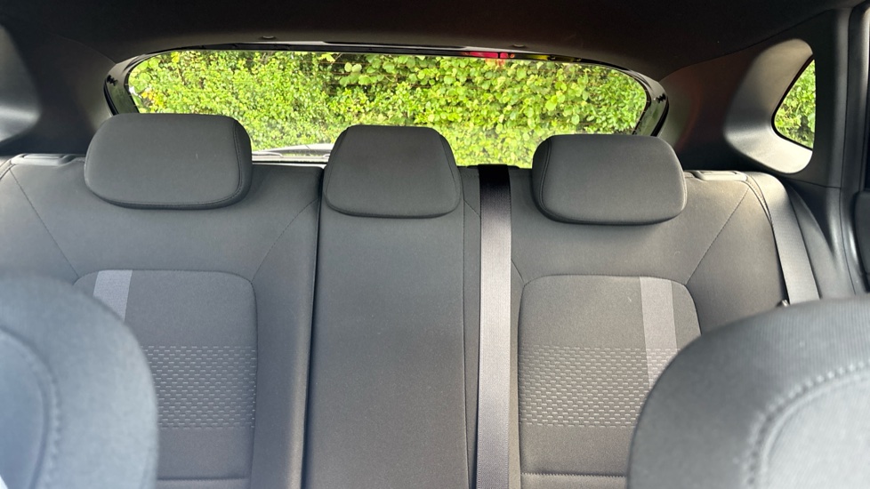 Hyundai i20 1.0T GDi 90 Black Line 5dr Petrol Hatchback - Image 15