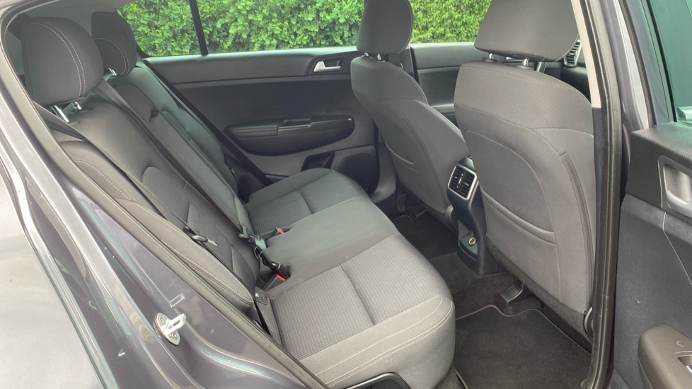 Kia Sportage 1.6 GDi ISG 2 5dr Petrol Estate - Image 33