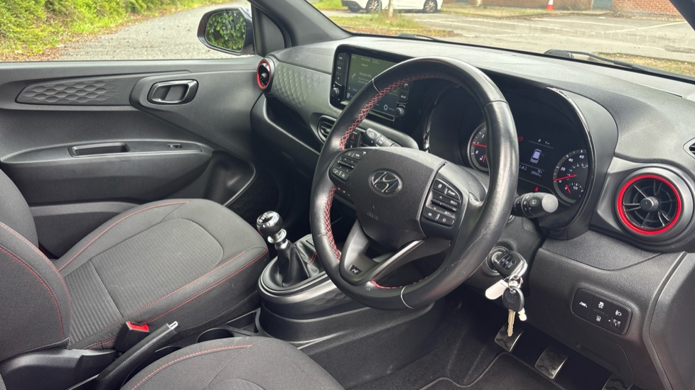 Hyundai i10 1.0 T-GDi N Line 5dr Petrol Hatchback - Image 11
