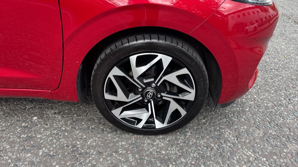 Hyundai i10 1.0 T-GDi N Line 5dr Petrol Hatchback - Image 21