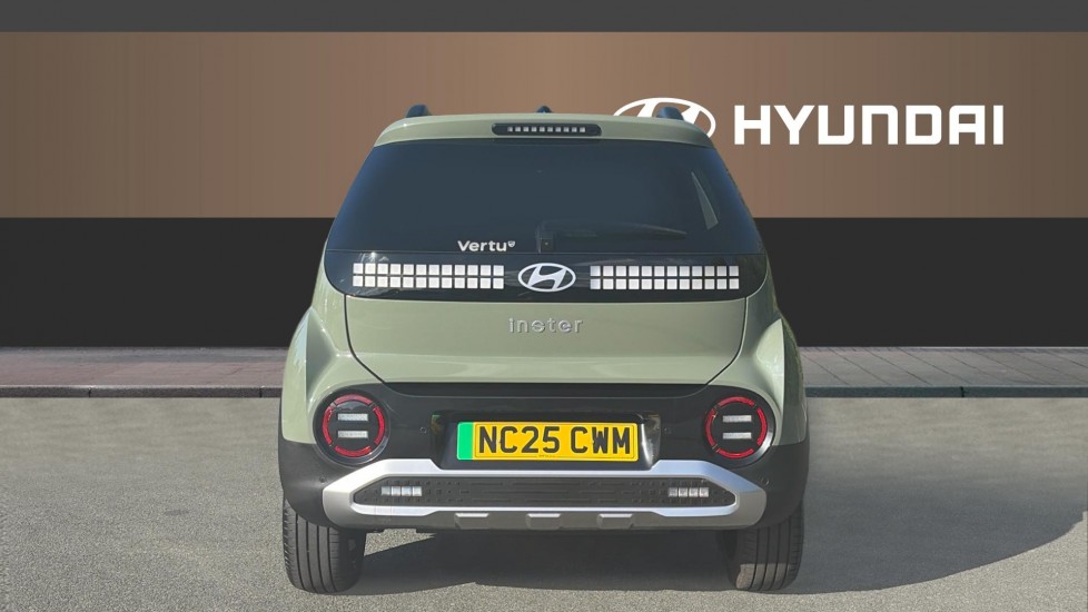 Hyundai INSTER 85kW 02 49kWh 5dr Auto Electric Hatchback - Image 6