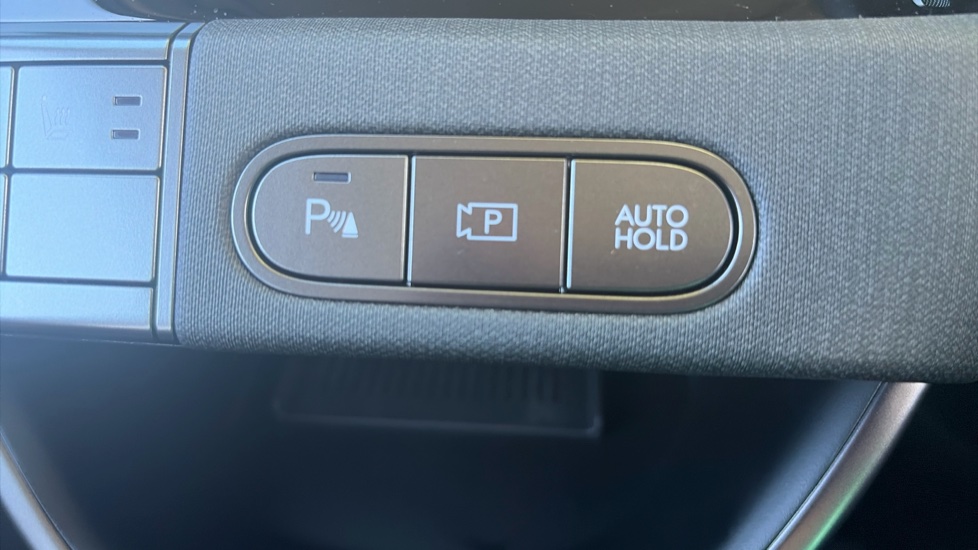 Hyundai INSTER 85kW 02 49kWh 5dr Auto Electric Hatchback - Image 22