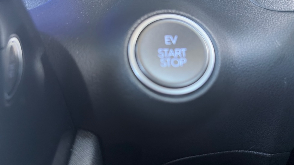 Hyundai INSTER 85kW 02 49kWh 5dr Auto Electric Hatchback - Image 36