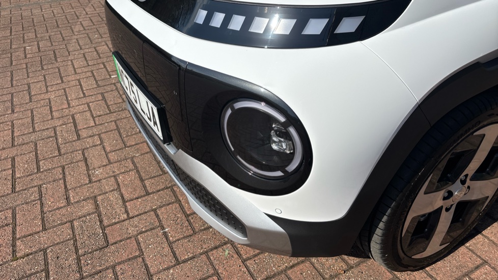 Hyundai INSTER 85kW 02 49kWh 5dr Auto Electric Hatchback - Image 40