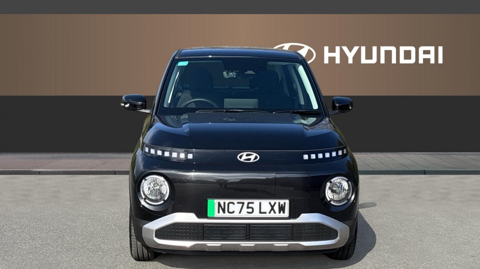 Hyundai INSTER 85kW 01 49kWh 5dr Auto Electric Hatchback - Image 3