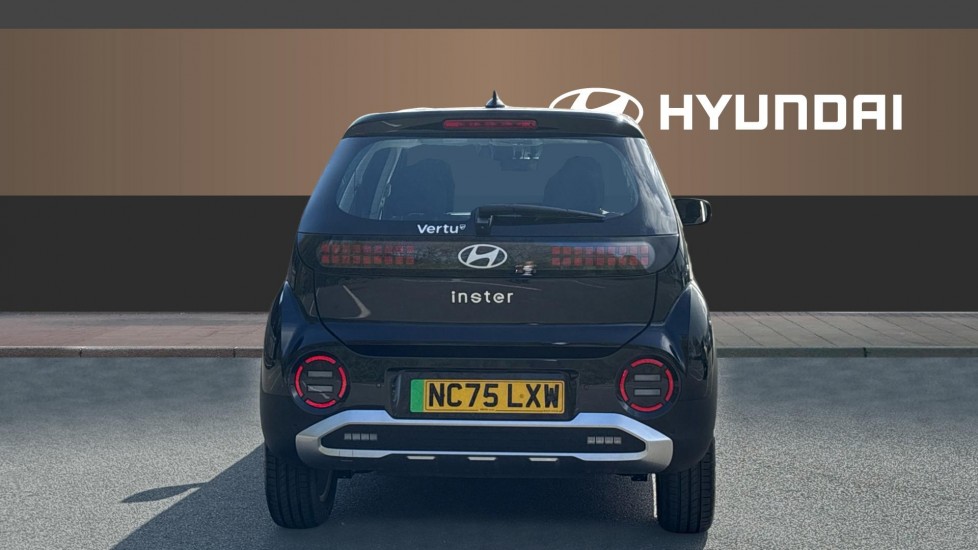 Hyundai INSTER 85kW 01 49kWh 5dr Auto Electric Hatchback - Image 6