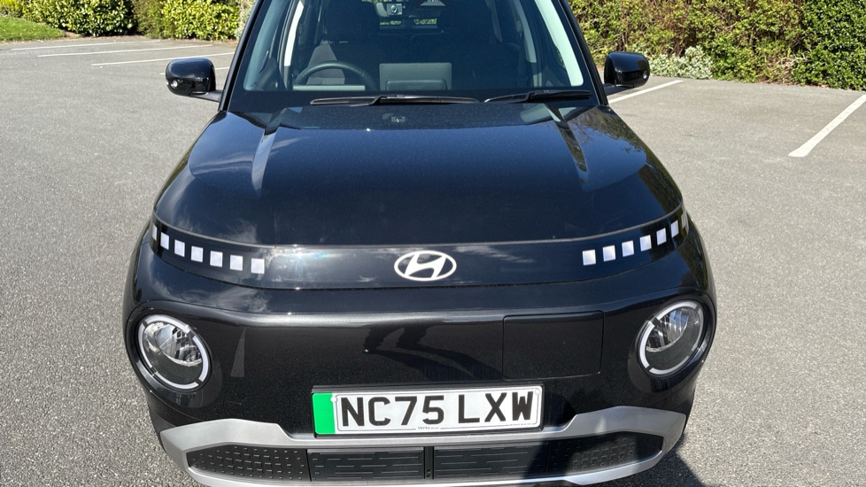 Hyundai INSTER 85kW 01 49kWh 5dr Auto Electric Hatchback - Image 8