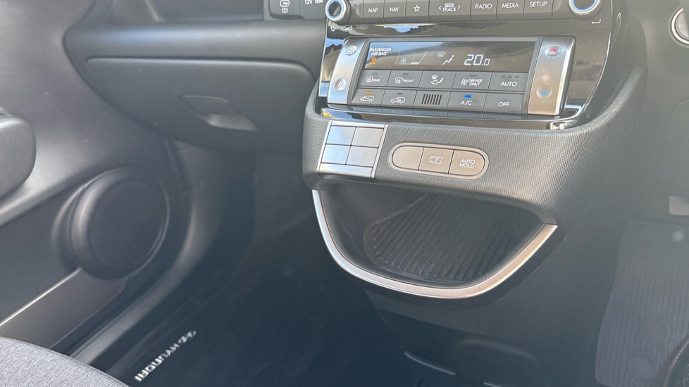 Hyundai INSTER 85kW 01 49kWh 5dr Auto Electric Hatchback - Image 13