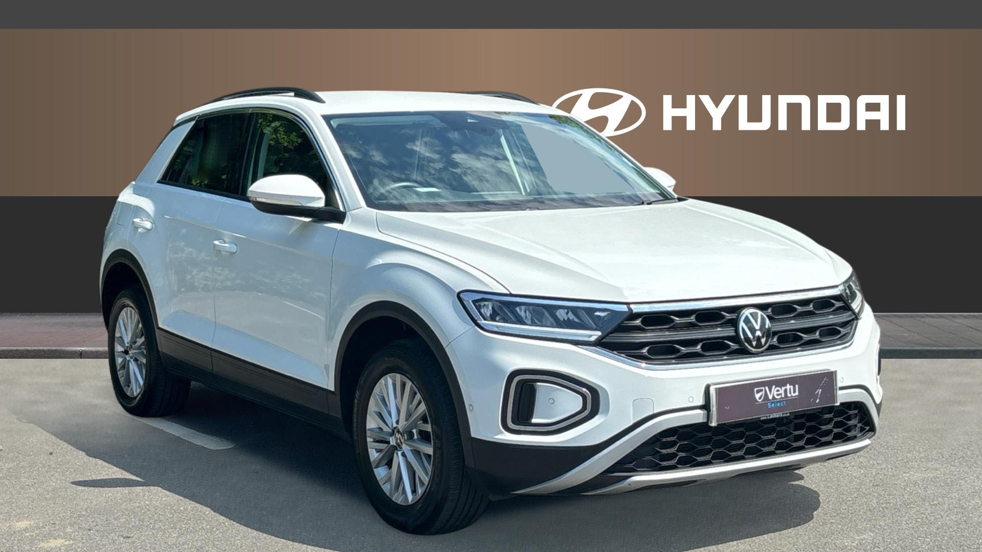 Volkswagen T-Roc dealer public-web source image